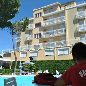 Bahama 3*, Rimini İtalya